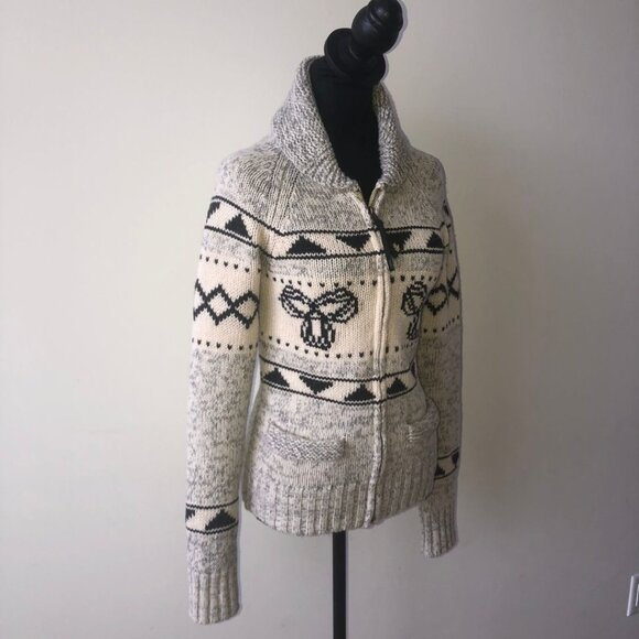 Aritzia TNA Sea to Sky Cowichan Zip Cardigan Sweater in 100% Lambswool Size S - Picture 2 of 16